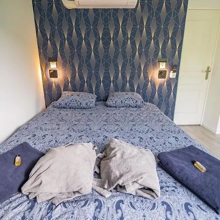 Appartement Capsule Océan Jacuzzi / Billard / Netflix