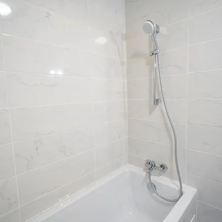 Capsule Ocean - Jacuzzi - Billard - Netflix - 2 - Cuisine