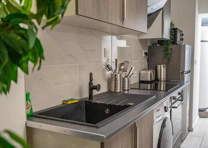 Capsule Ocean - Jacuzzi - Billard - Netflix - 2 - Cuisine * Valenciennes